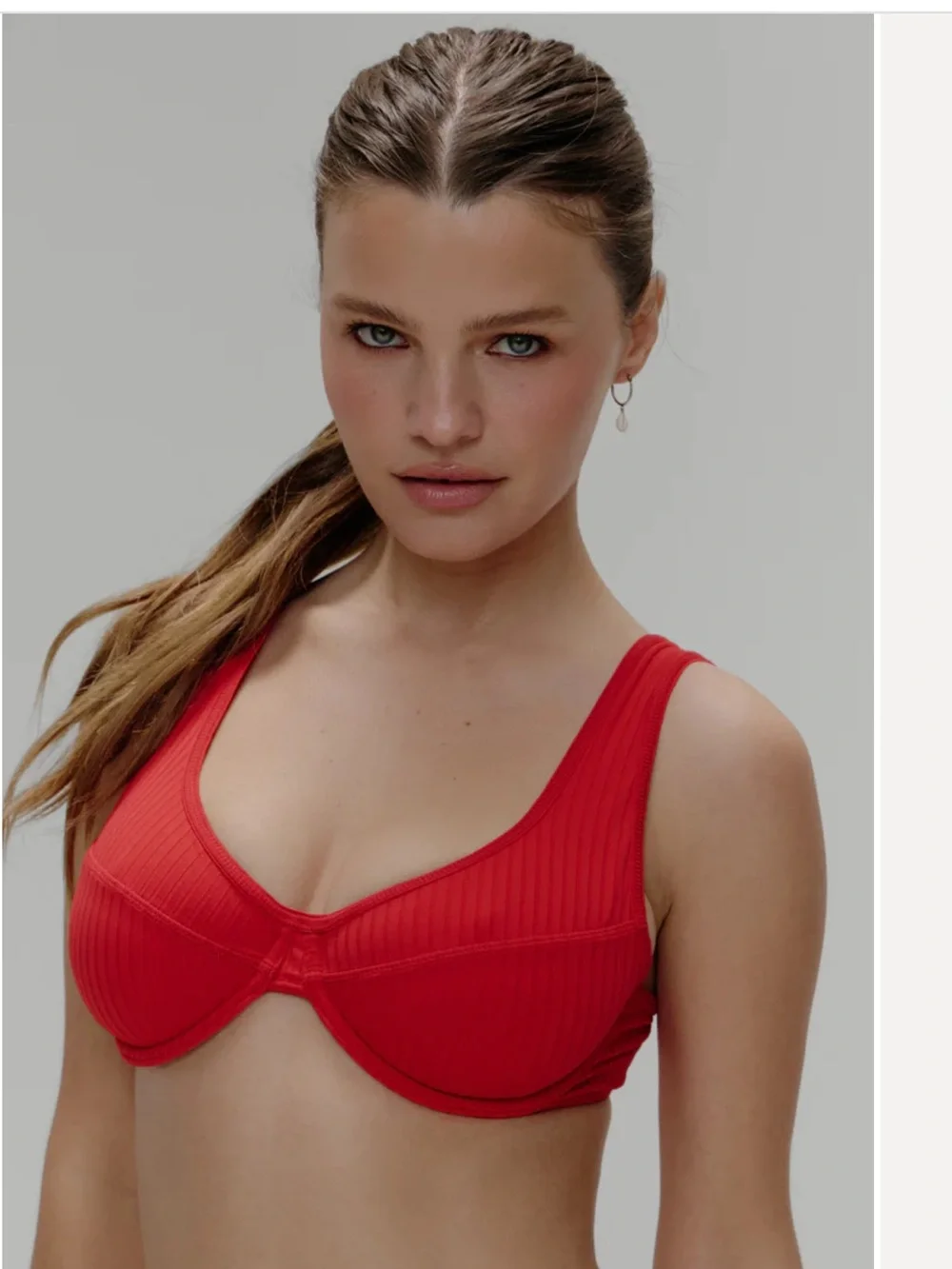 Frankies Bikinis vivid red